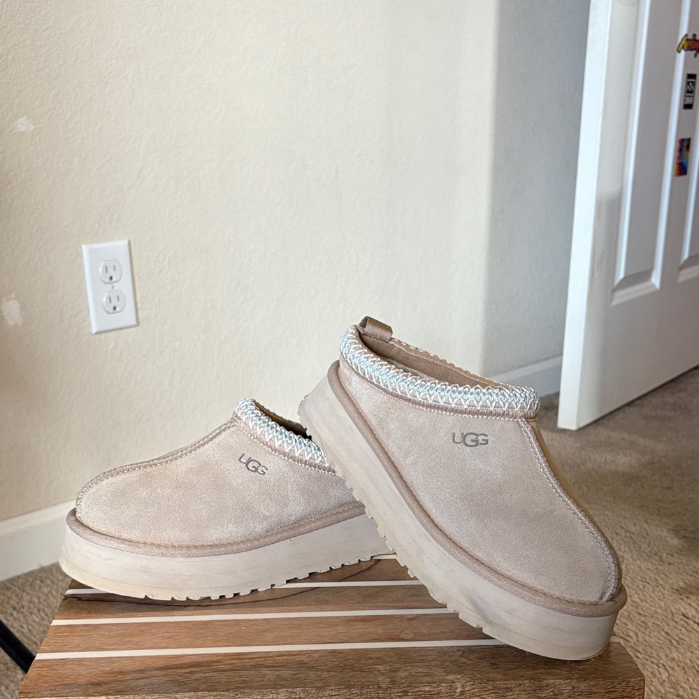 UGG Women’s Tazz II Slippers